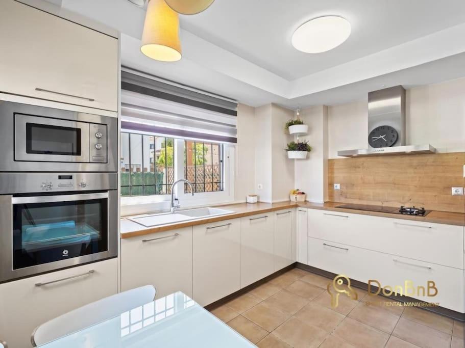 Casa Pareada En Los Pinos De Alhaurin Malaga Villa Alhaurín de la Torre Екстериор снимка